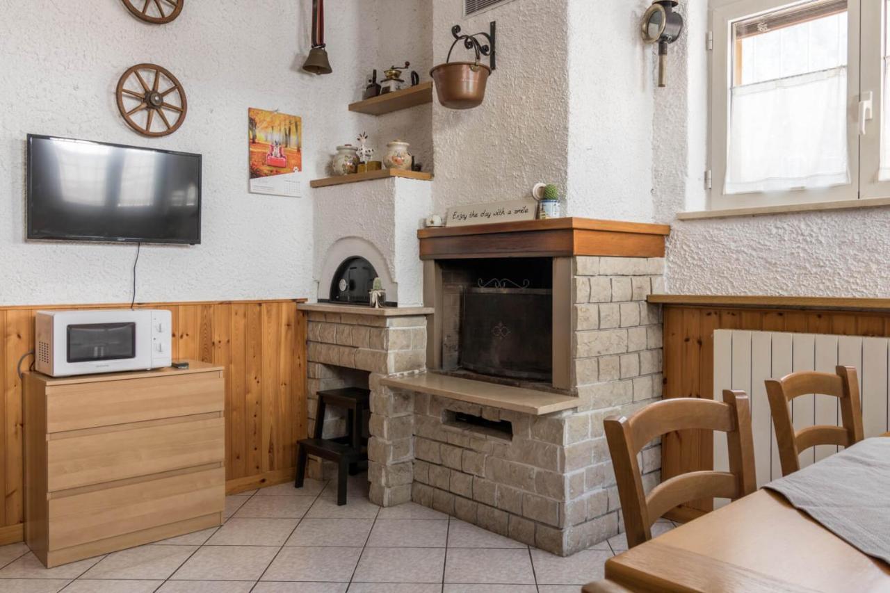 Villa Francesco Appartamento La Ruota Desenzano del Garda Exterior foto